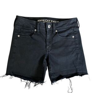 American Eagle Next Level Low-Rise Denim Midi Short Black Size 2